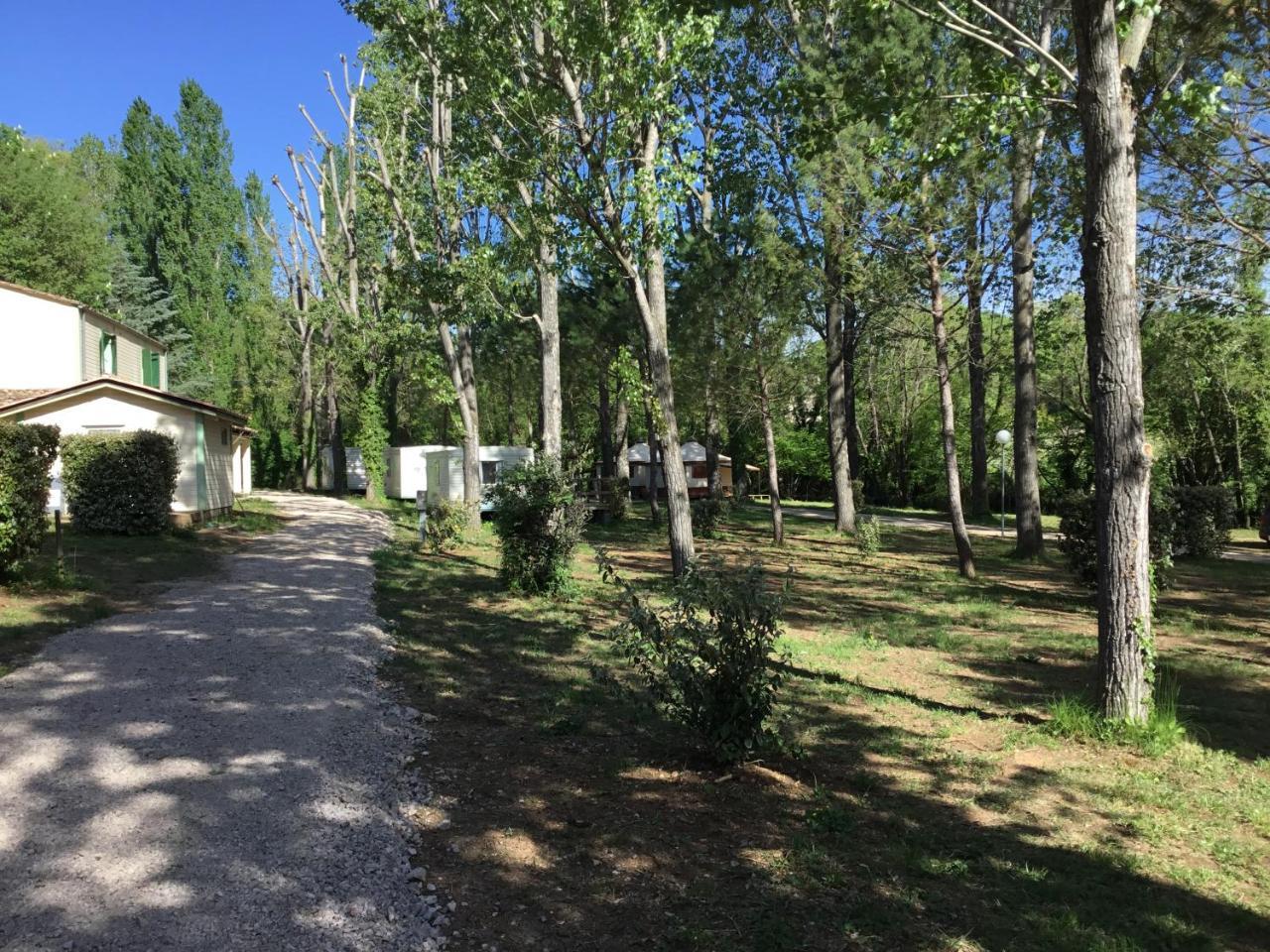 Camping De Graniers Monoblet Exterior foto